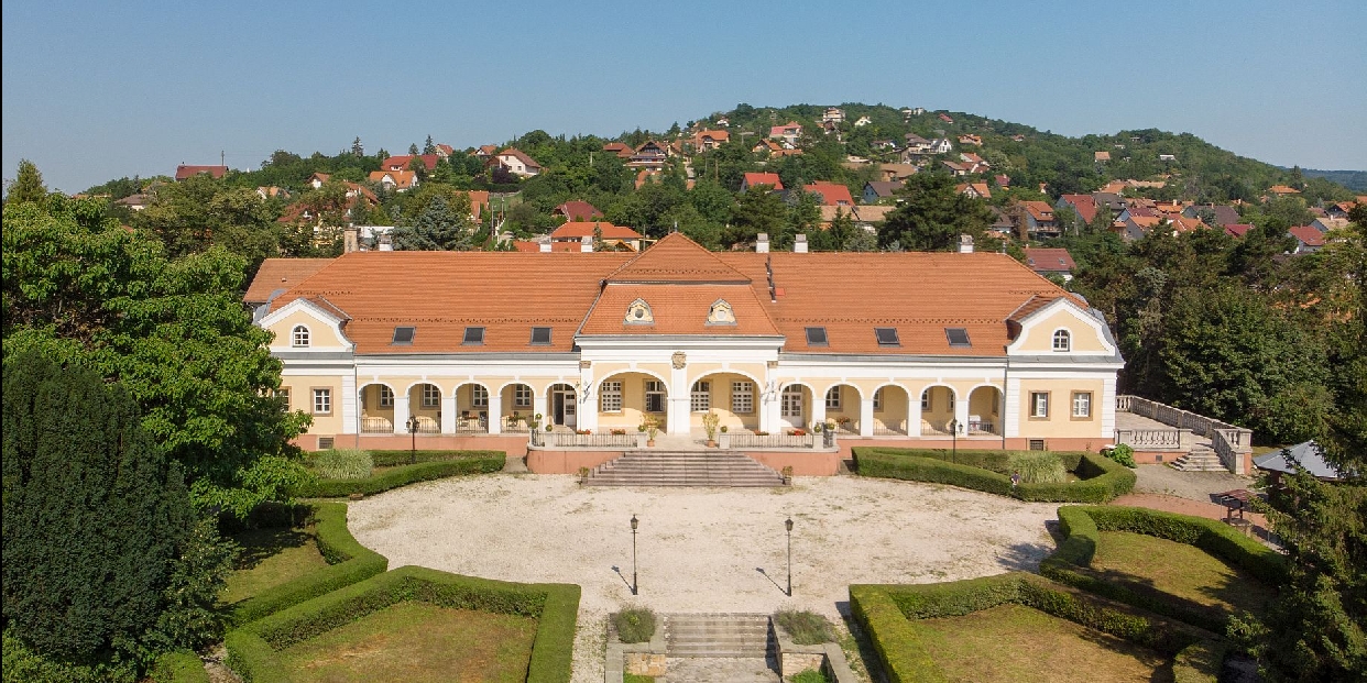 Bérelhető professzionális konyha a Teleki-Wattay Kastélyban