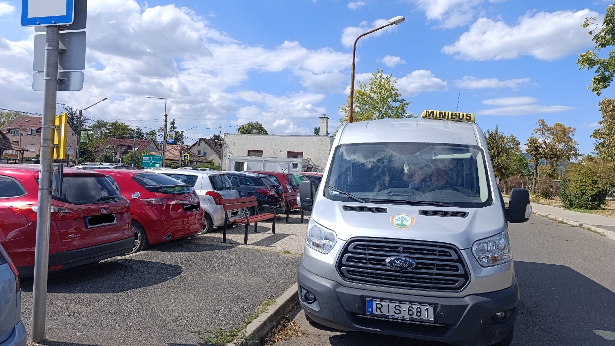 Az 1-es kocsiállásra költözött a szociális kisbusz