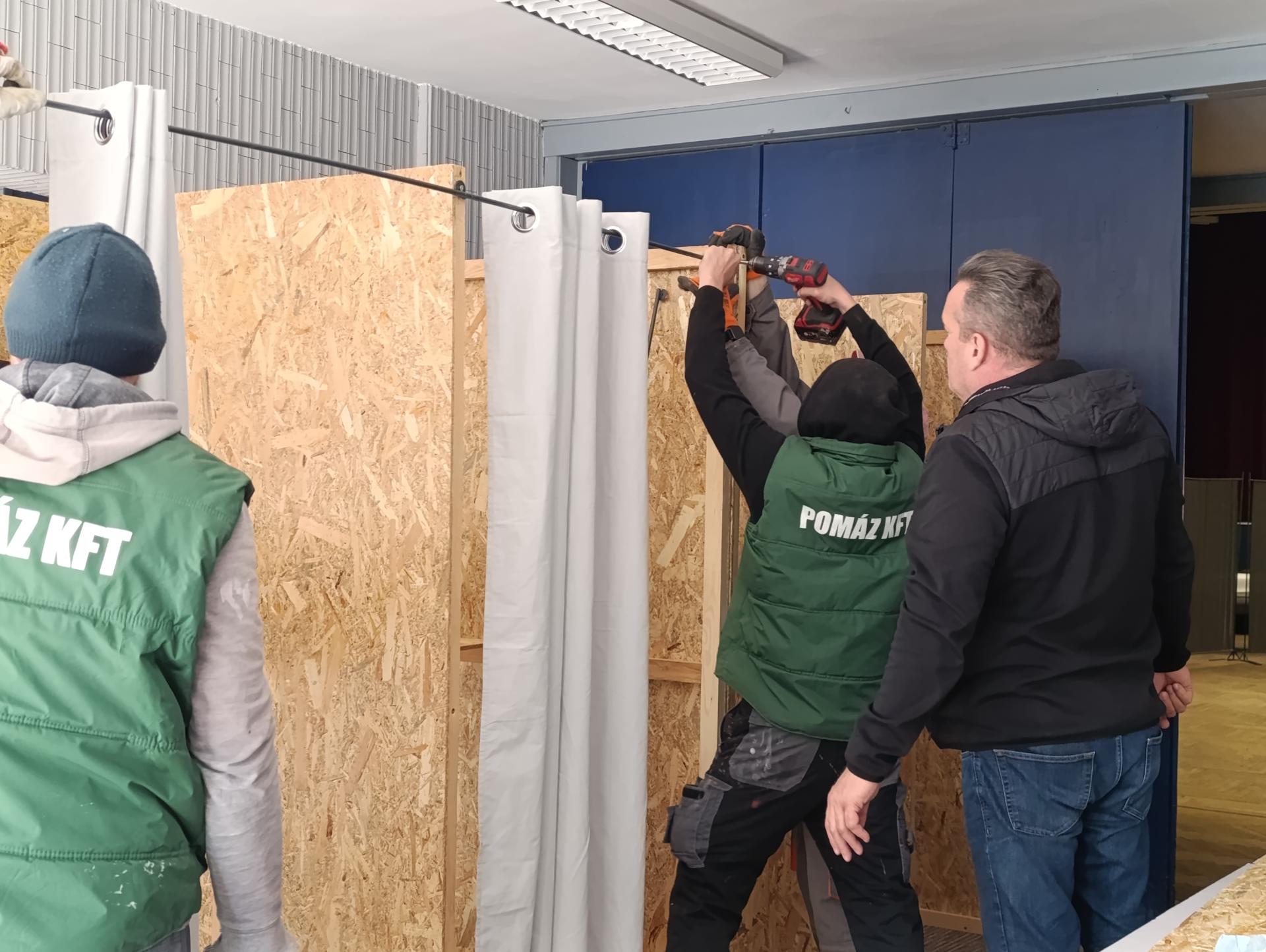 Szavazókörök berendezése