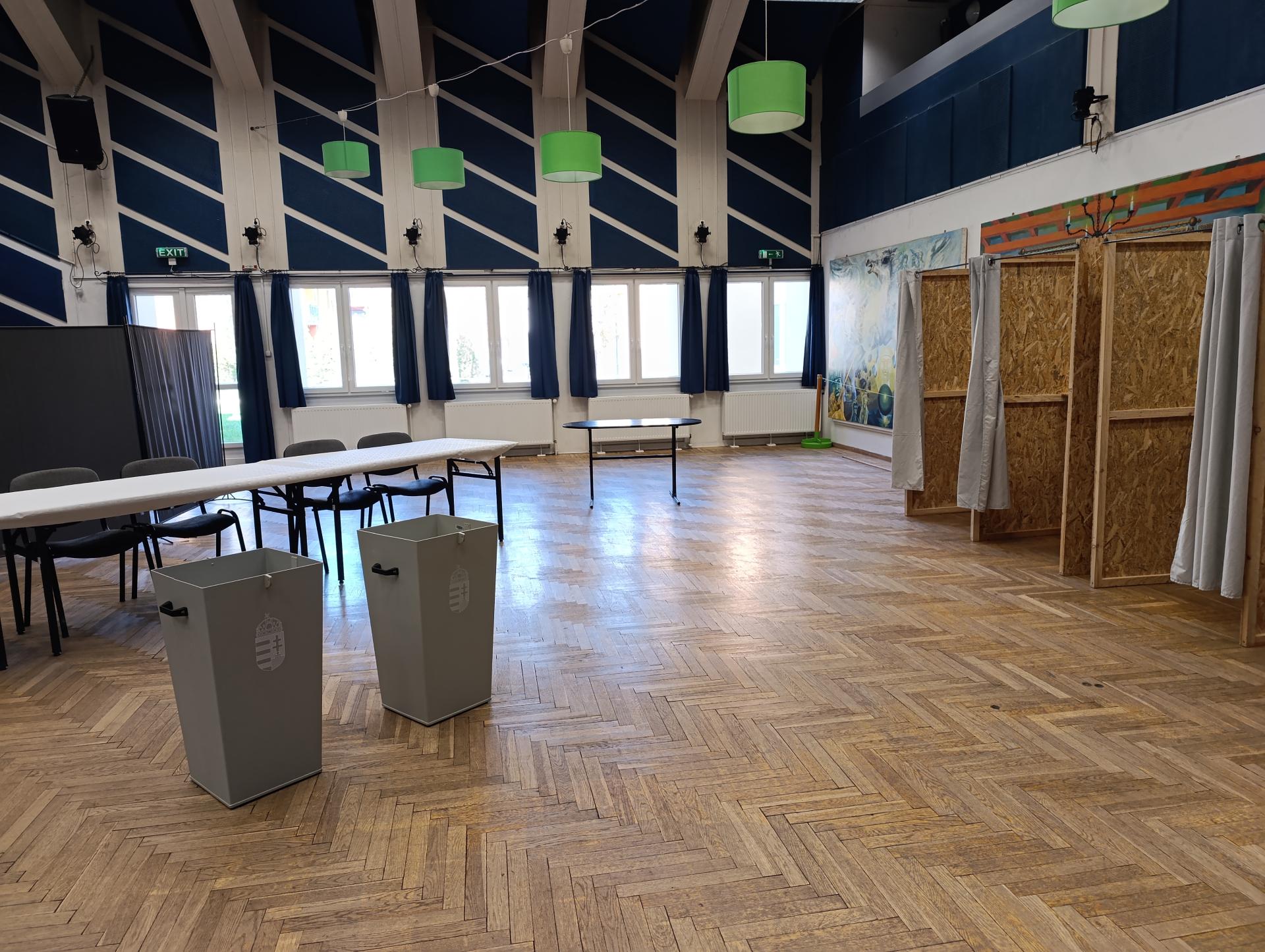Szavazókörök berendezése